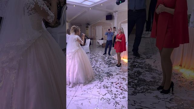 Трогательные слова маме в день свадьбы