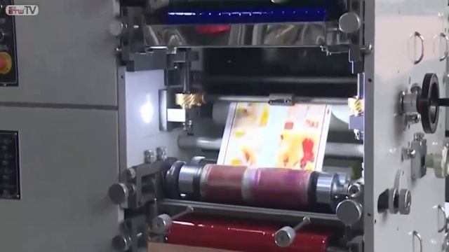 UV Flexo Label Printing Machine 310mm With Die Cutting Station смотреть онлайн