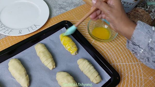 Lilitkan Adonan Ke Pisang, Ternyata Semudah ini Bikin Boleh Pisang смотреть онлайн