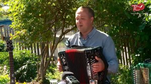 "Учил отец, учила мать" - Иван Разумов.