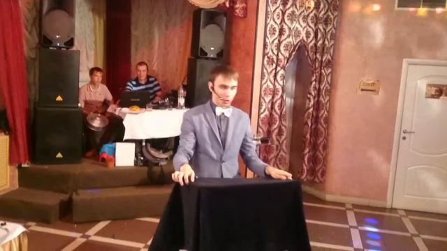 фокус с появлением и исчезновением птичек 20 августа 2016 г. свадьба Николая и Анастасии смотреть онлайн