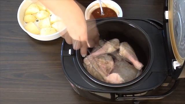 СУПЕР ВКУСНАЯ КУРОЧКА С КАРТОШКОЙ В МУЛЬТИВАРКЕ. смотреть онлайн