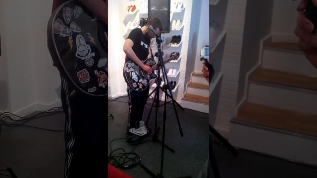 Noize MC на Кузнецком мосту смотреть онлайн