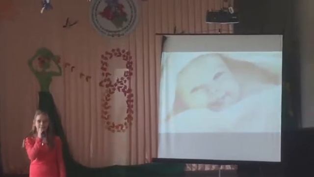 Мирочка -поет пеню в школе ,,нежные руки,, смотреть онлайн