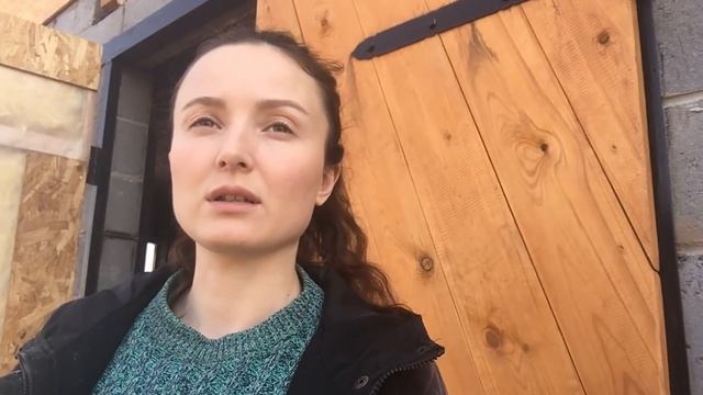 ЖЕРЕБЕНОК 2 НЕДЕЛИ НЕ ПИЛ МОЛОКА. СОЕДИНИЛИ С МАМКОЙ ВАСЕК БОЛЬШЕ НЕ УСТУПАЕТ БАТЬКУ ЖИЗНЬ В ДЕРЕВН смотреть онлайн