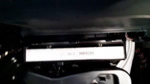 Замена салонного фильтра Шкода Октавия А7