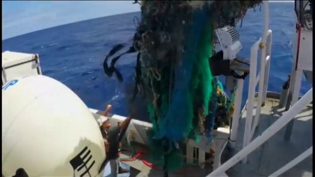 Jovem holandês cria projeto que limpa oceanos I Jornal Novo Tempo смотреть онлайн