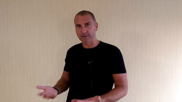 Как посмотреть НА СЕБЯ со стороны? Упражнение для женщин. смотреть онлайн