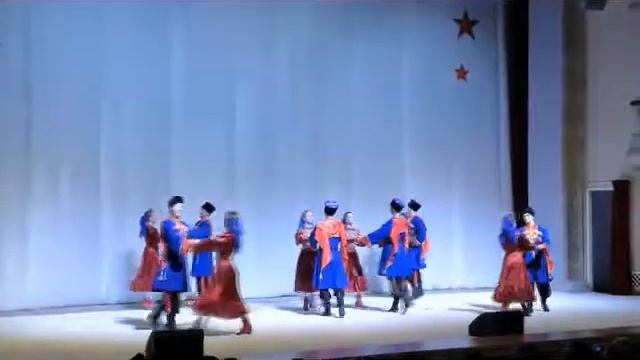 Ансамбль "Ижевск", "Подушечка" - кубанский русский танец смотреть онлайн