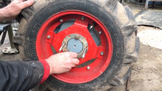 Мотор СИЧ: вместо болтов поставили шпильки /Motor Sich: instead of bolts, studs were installed смотреть онлайн