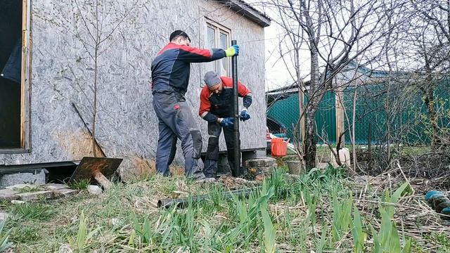 ⚡СКВАЖИНА В САДУ.РЯДОМ ЭКОЛОГИЧЕСКОЕ БЕДСТВИЕ!!!#абиссинскийколодец#бурениескважин#свояскважина52 смотреть онлайн