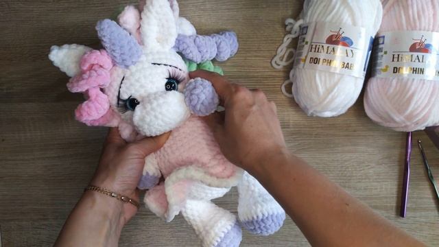 Волшебная Единорожка из плюшевой пряжи крючком для деток 0+ Презентация МК смотреть онлайн