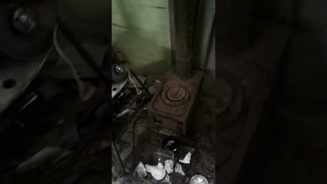 Внедрение печки длительного гарения сделанои своими руками в гараж. смотреть онлайн