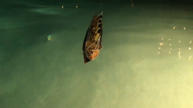 RMS Titanic Submersible Model illuminated pool at Night, Vintage Titanic toy, Sinking Titanic Model смотреть онлайн