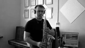 Раймонд Паулс - Любовь настала  (На Саксофоне)