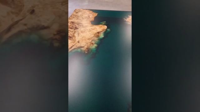 стол из слэба и эпоксидной смолы. изготавливаем на заказ по вашим размерам смотреть онлайн