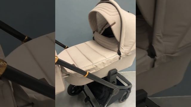Коляска CARRELLO Epica 2в1 / 3в1 смотреть онлайн