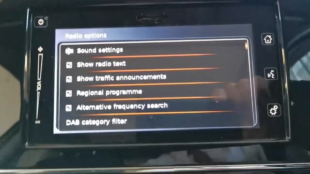 Suzuki Vitara 1.6 SZ5 Auto ALLGRIP Euro 6 Horizon Orange Metallic Cosmic Black 8336 Miles GJ18 HVG смотреть онлайн