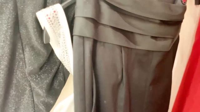 Шоппинг: КУПИЛА ПЛАТЬЕ НА НОВЫЙ ГОД + ВСЕ для НГ Маникюра! смотреть онлайн