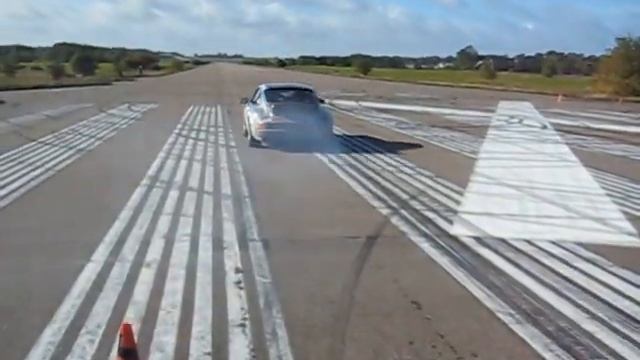 Miles of Mystery 2012, Koenigsegg testing circuit with Porsche 911 1987 смотреть онлайн