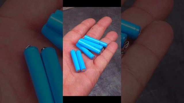 Гениальная хитрость с обычными батарейками смотреть онлайн