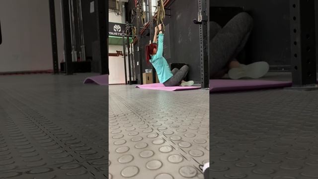 Подтягивания на TRX / TRX pull-up #functionalbodybuilding смотреть онлайн