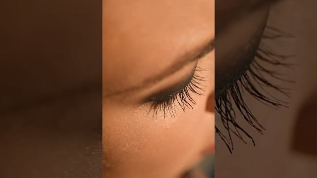 8686 | Девушка на пляже в стрингах - 27 смотреть онлайн