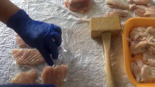 ЗАМОРОЗКА ПОЛУФАБРИКАТОВ! КАК Я РАЗДЕЛЫВАЮ КУРИЦУ И ДЕЛАЮ ЗАГОТОВКИ ВПРОК#заморозка#курица#едим_дом смотреть онлайн