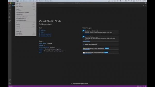 How to create a python file using visual studio code