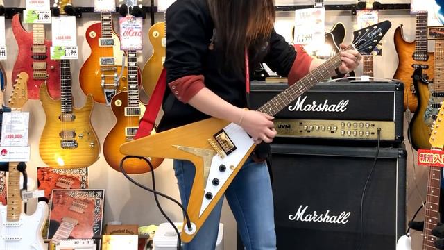 Epiphone Ispired By Gibson 1958 Korina Flying V Aged Natural Tone Check смотреть онлайн