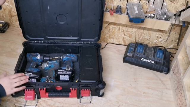 Milwaukee PackOut смотреть онлайн