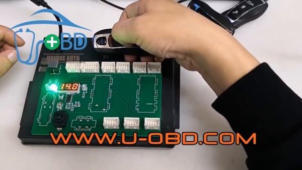 PORSCHE Front BCM test tools PORSCHE Keys remotes test device ignition lock test platform