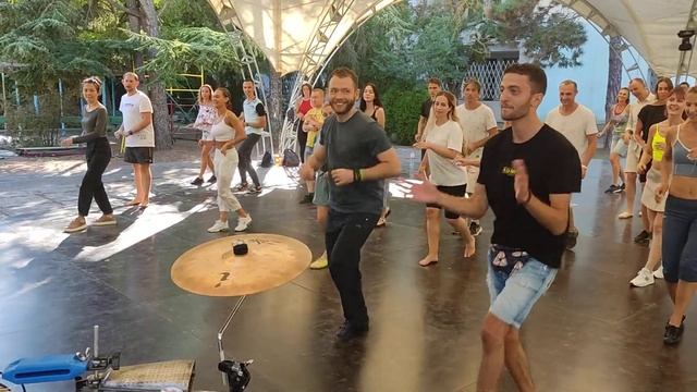 Salsa footwork @ Sergey Gazaryan & Alexandr Gorbunov. Salsa festival 2021 смотреть онлайн