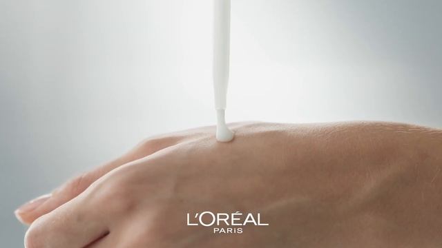 L'ORÉAL PARIS REVITALIFT LASER RETINOL NIGHT SERUM - SEARCH FOR SERUM 15 SEC смотреть онлайн