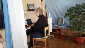 Восприятие музыки_песня "Оставайся бабушка такой"