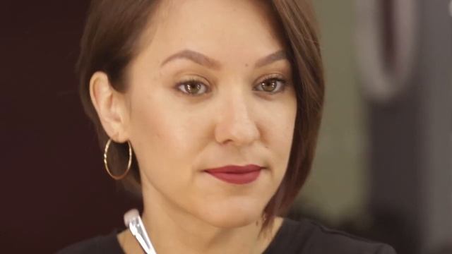 BeautyHack дня: как сделать весь макияж за 30 секунд с помощью бронзера