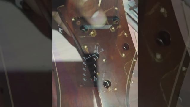 Don-Jon Guitar Repair смотреть онлайн