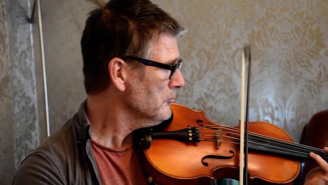 Bach Cello Suite #2 (I) Prelude