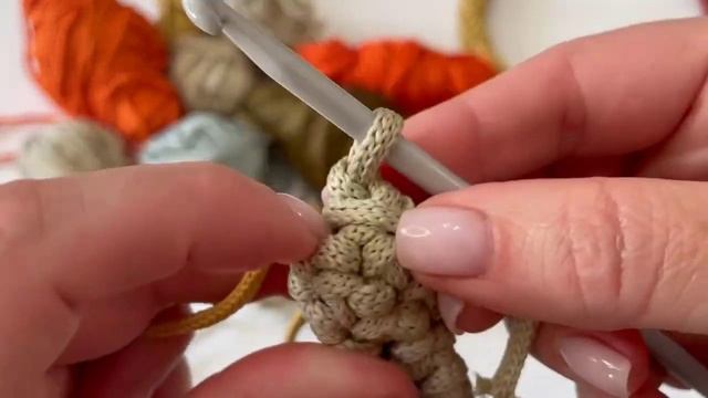 ? Яркий коврик улитка из остатков пряжи ? | Soft Decor - Татьяна Чакур смотреть онлайн