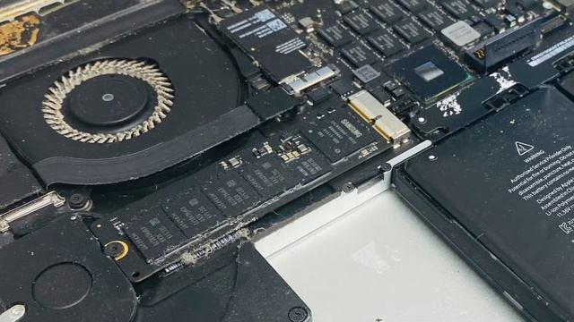 Apple Mac Book Pro A1398 Battery Replacement Plano Texas Dallas IFix - ICertified Geek Mac Service