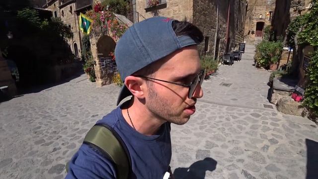 Exploring Italy's Secluded and Abandoned Civita Di Bagnoregio смотреть онлайн
