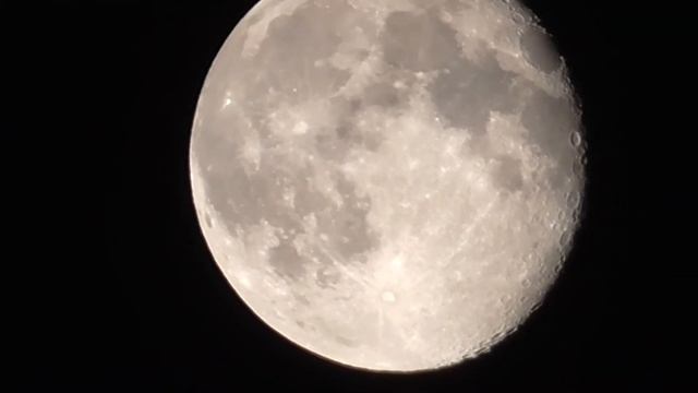 Panasonic HC-V110 Full HD zoom x72 test moon смотреть онлайн