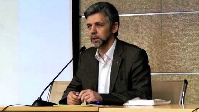 Русским: Что происходит, что делать? смотреть онлайн