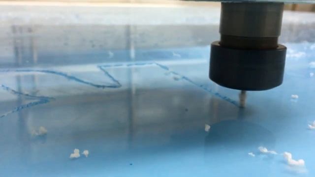 Фрезеровка и раскрой оргстекла смотреть онлайн