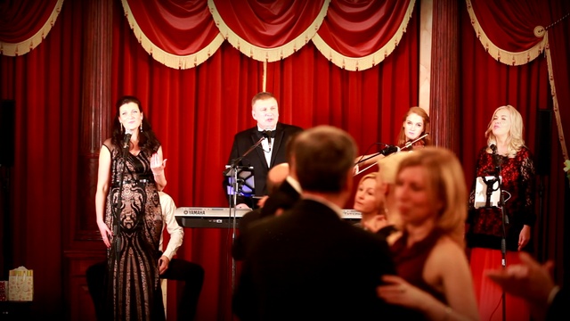 (Медленный вальс)