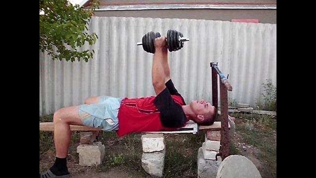 ХОЧЕШЬ тренироваться,но живешь в селе и качать бицуху негде?сделай инвентарь сам) смотреть онлайн