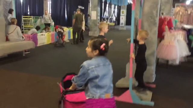 КУРАЖ - БАЗАР | ВСТРЕЧА С ПУПСИ КИРОЙ😍😍😍 смотреть онлайн