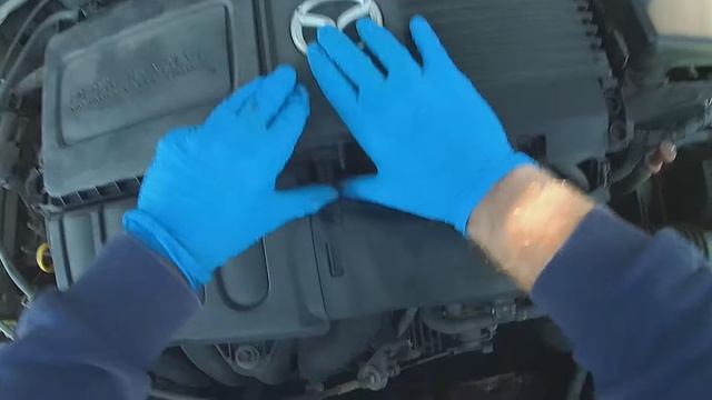 2008 Mazda 3 Quick Service Oil Filter Change מאזדה טיפול Мазда сервис замена масла смотреть онлайн