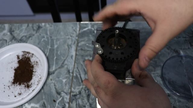 Бюджетная кофемолка Lelit Fred - опыт эксплуатации. Какие минусы выявились в течении года? смотреть онлайн