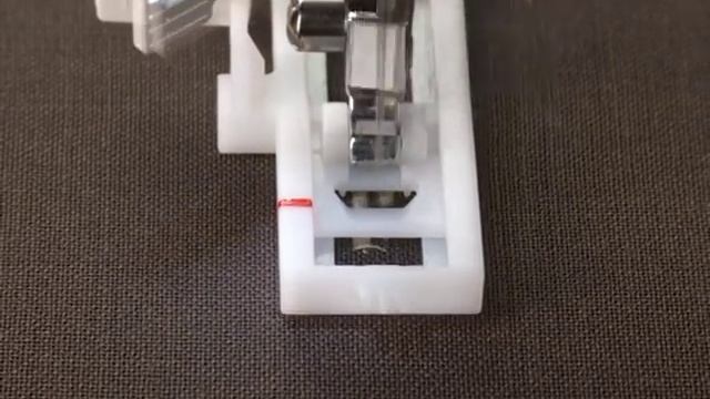 SINGER® BRILLIANCE™ 6180 Sewing Machine Buttonholes смотреть онлайн